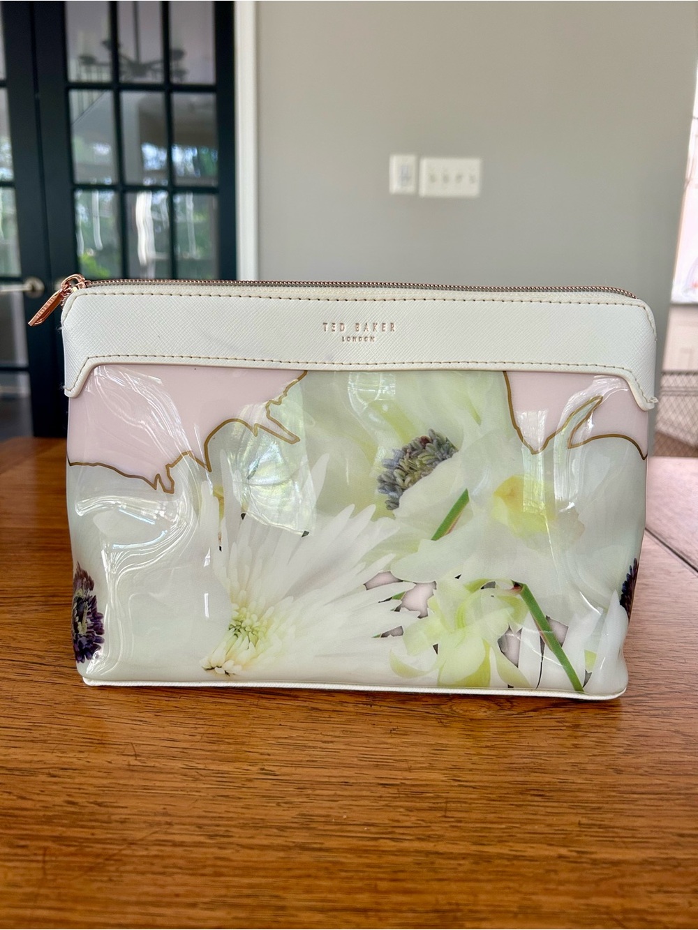 Ted Baker London Large Pink & White Pastel Floral Cosmetic Bag Case